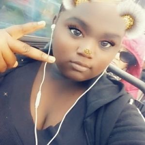 Meet your Posher, Maya